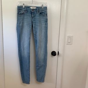 Abercrombie & Fitch women’s hip jeans Size 2R w26 l31